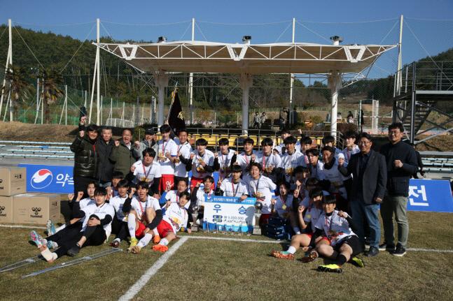 '0-2→3-2' 단국대, 춘계연맹전 한산대첩기 우승…'멀티골' 김병현 MVP 수상